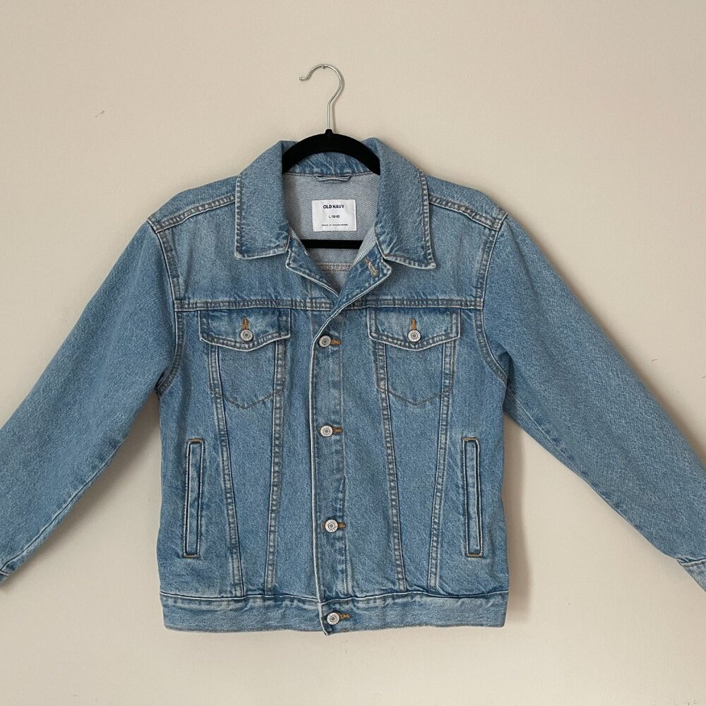 OLD NAVY DENIM JACKET 100 COTTON SIZE L